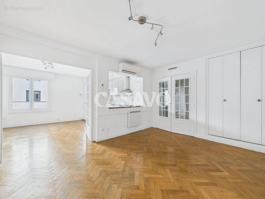 Appartement à LYON-6E