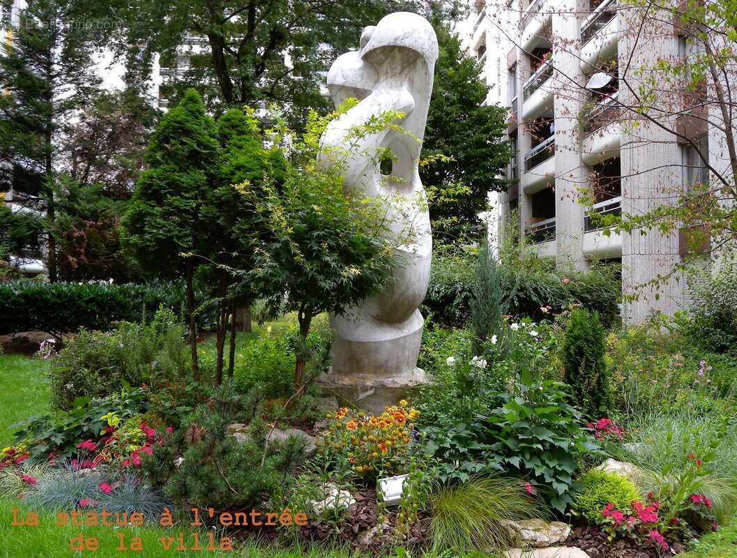 Appartement à PARIS-19E