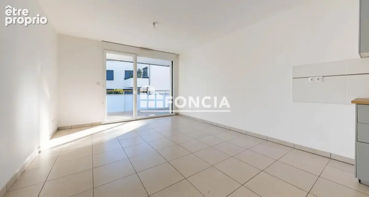Exclusivite foncia - tres beau deux pieces avec terrasse de 14m2 - photo 2