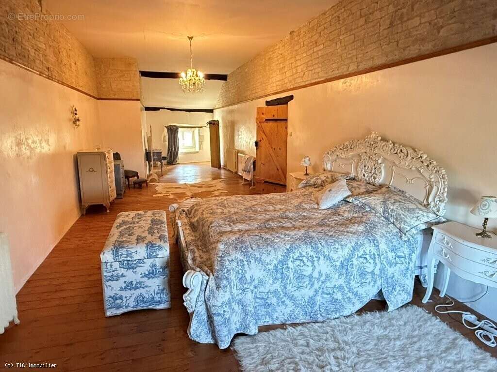 Magnifique Maison de Village 8 Minutes d'Aigre - photo 27