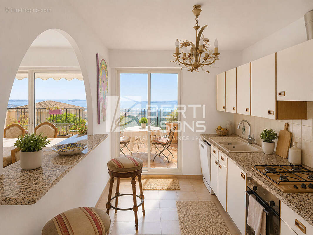 Appartement à MANDELIEU-LA-NAPOULE