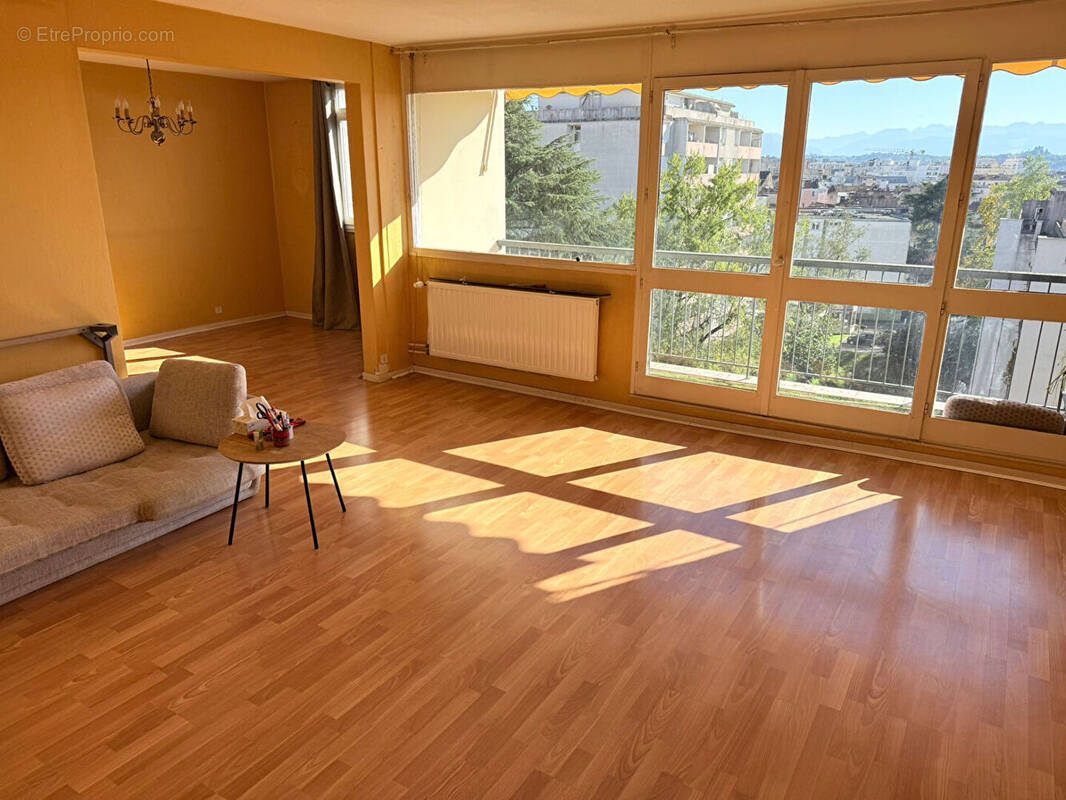 Appartement à PAU