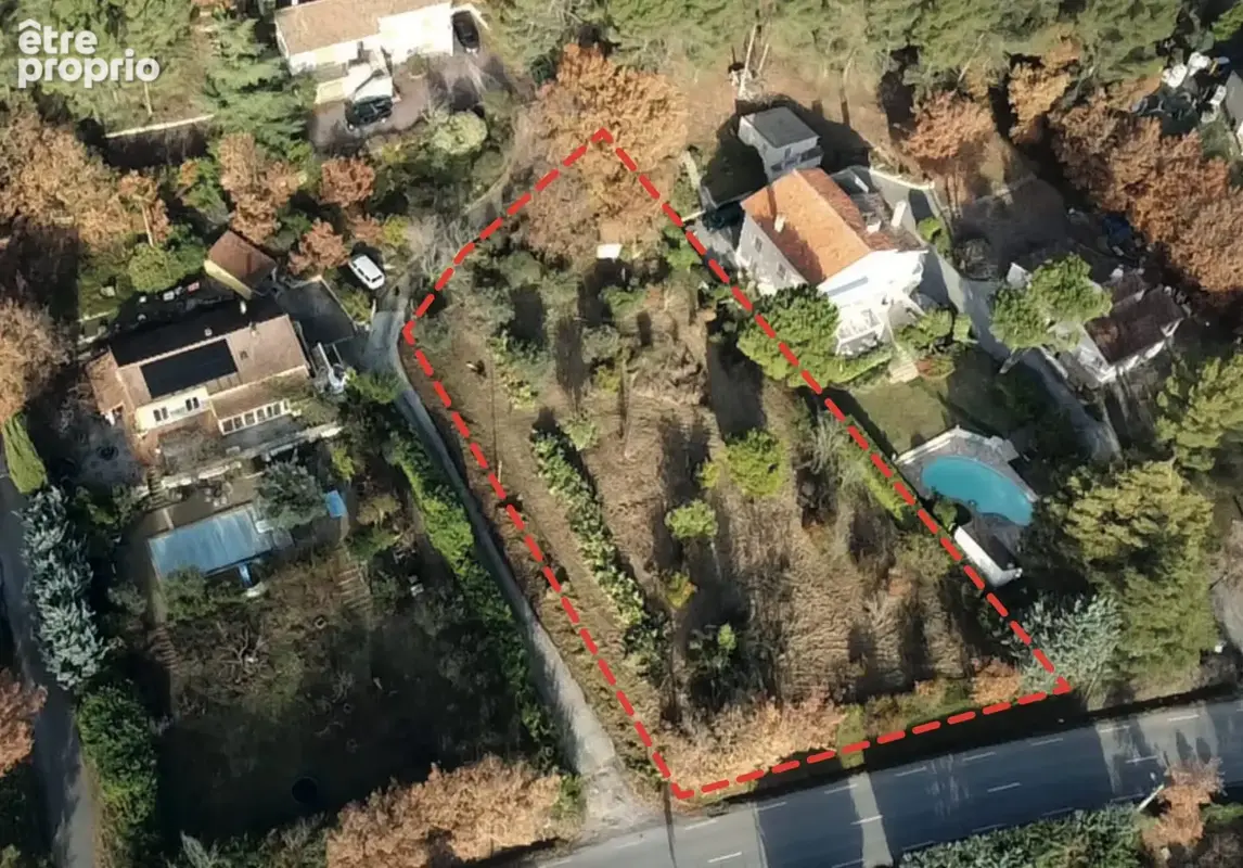 Photo Terrain à Pierrevert au prix de 330 000€