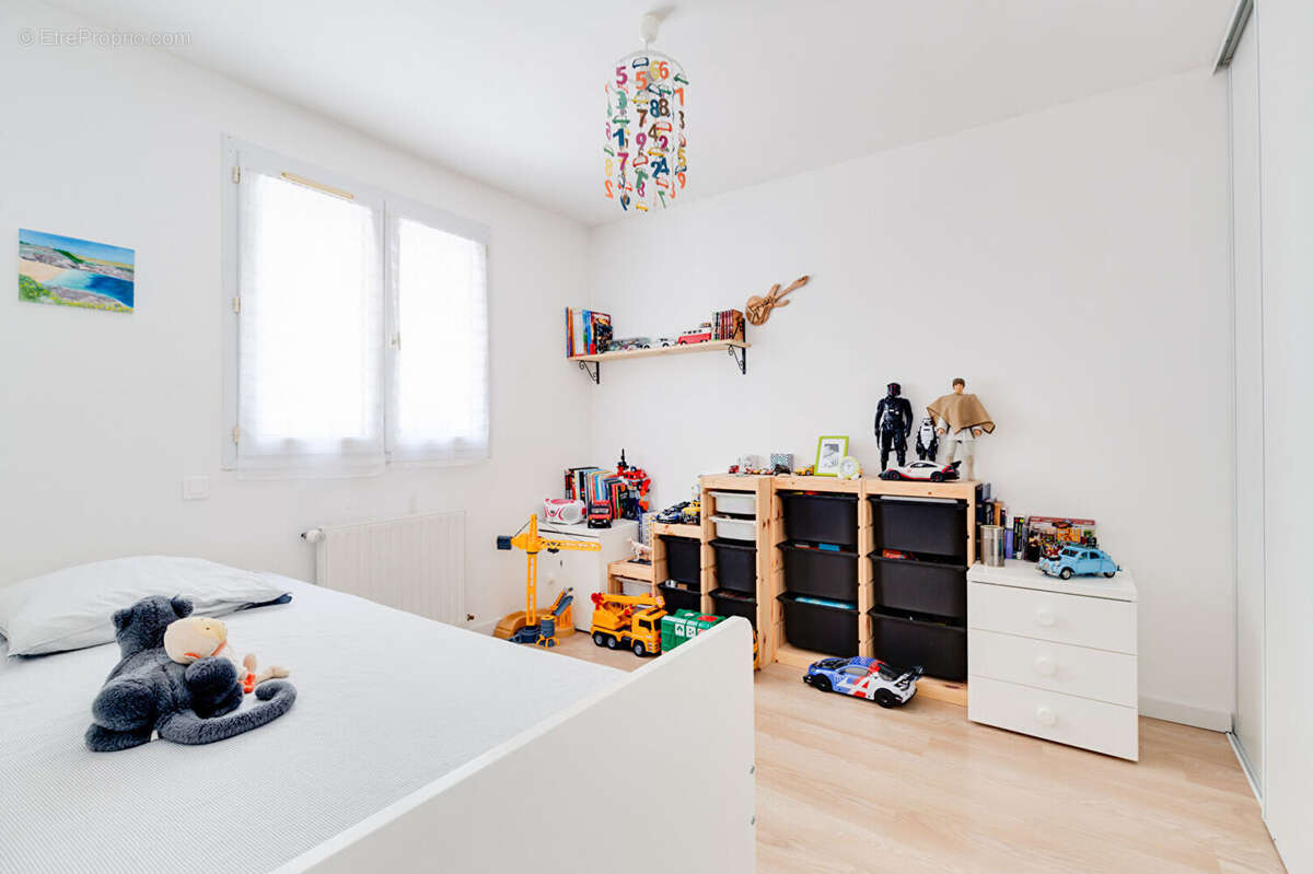 A VENDRE Nantes ZOLA  Maison 3 chambres garage - photo 10