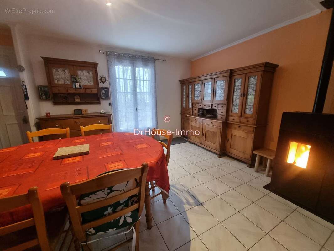 Maison à SAINT-GERMAIN-DES-PRES