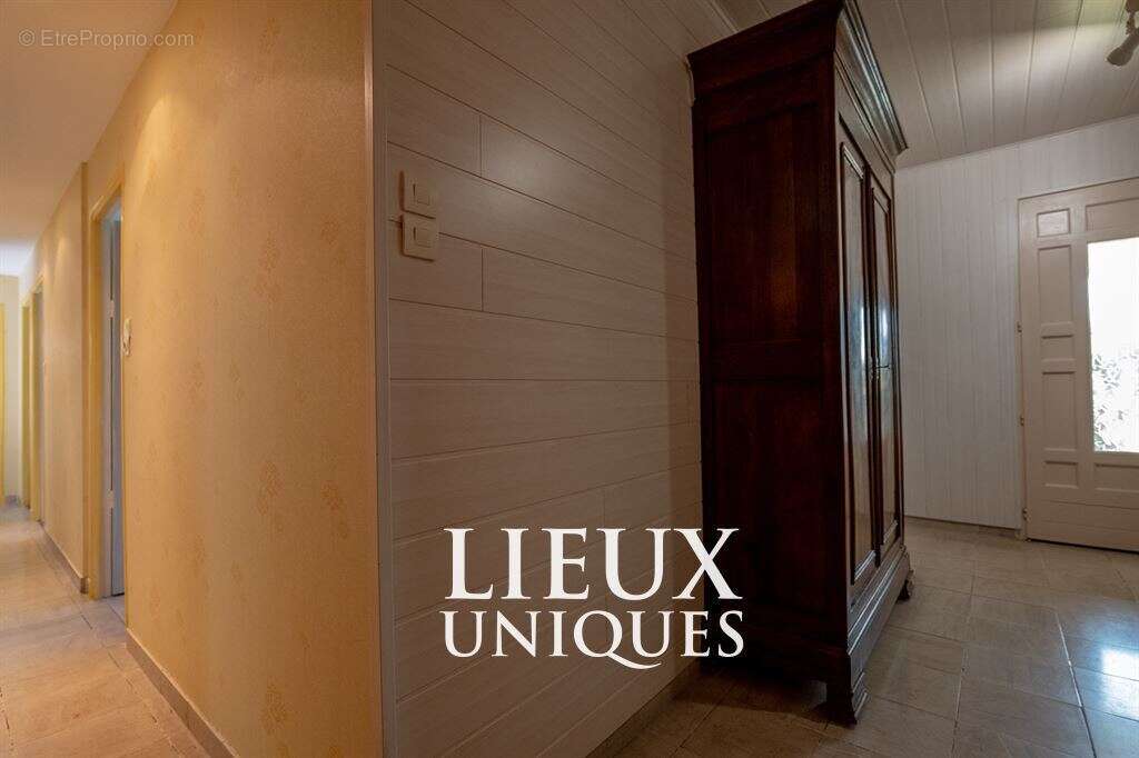 Lieux uniques ® x propriétés privées propose maison de  187 m² sur un terrain de 1295 m² à cellettes - photo 24