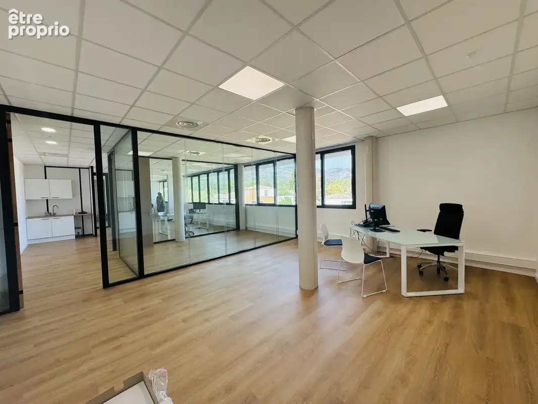 Aubagne   napollon  bureaux haut de gamme de 119 m2 + parkings privatifs - photo 4