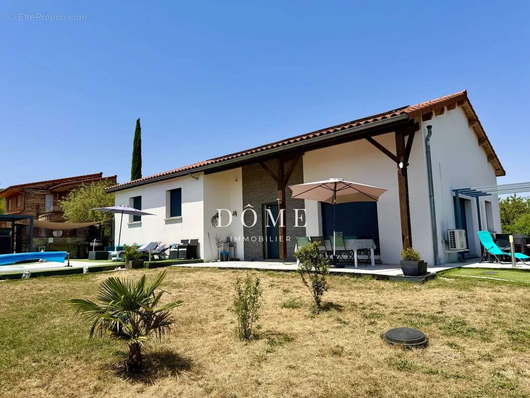 Maison à PERIGNAT-LES-SARLIEVE