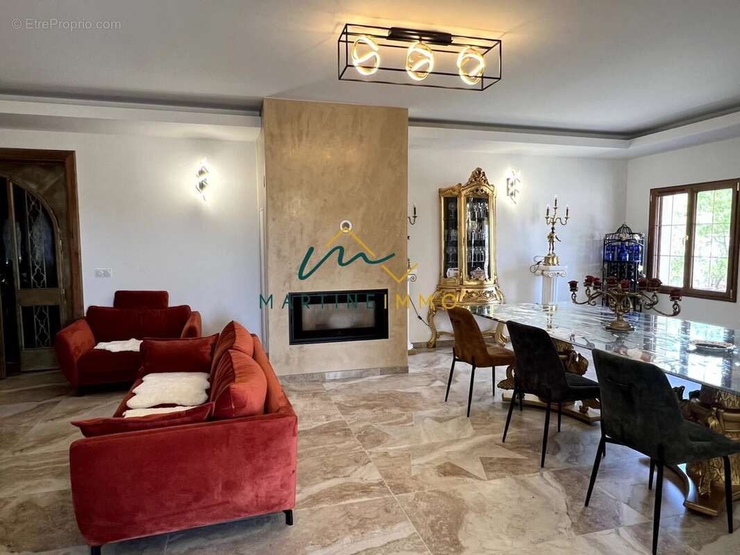 A VENDRE BEAUPUY   Propriété contemporaine de 290 m2 avec de - photo 8