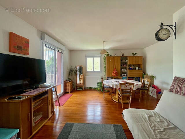 Appartement à SAINT-LYS