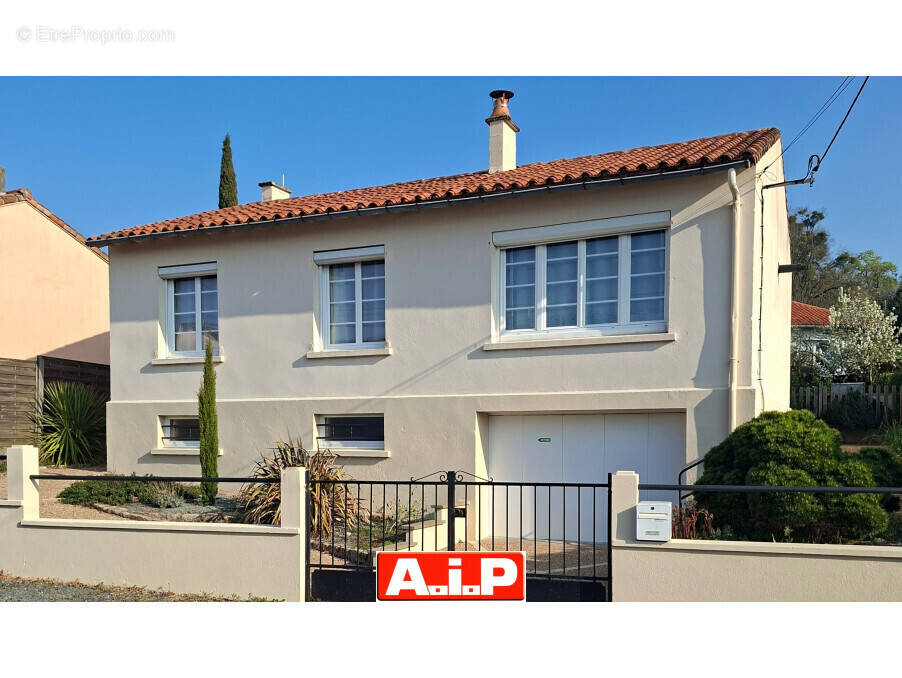 Maison à LA CHATAIGNERAIE