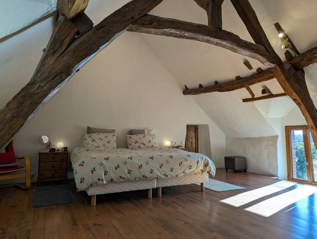 Maison à BRIGUEIL-LE-CHANTRE