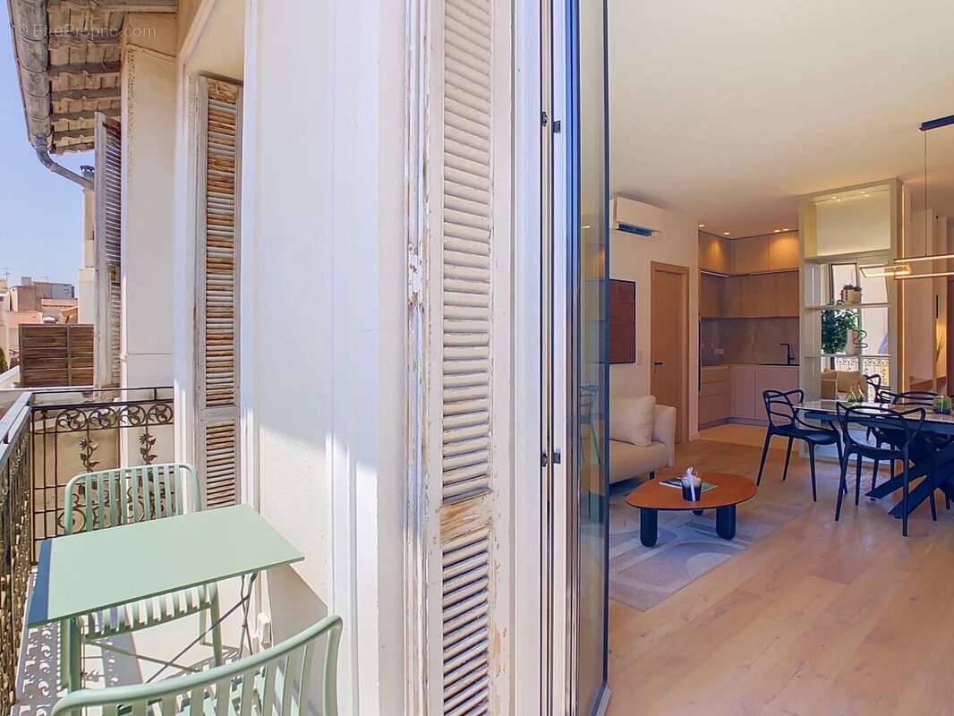 Appartement à CANNES