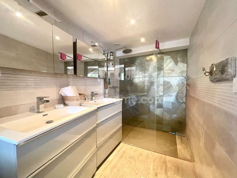 Maison à AIGUES-MORTES