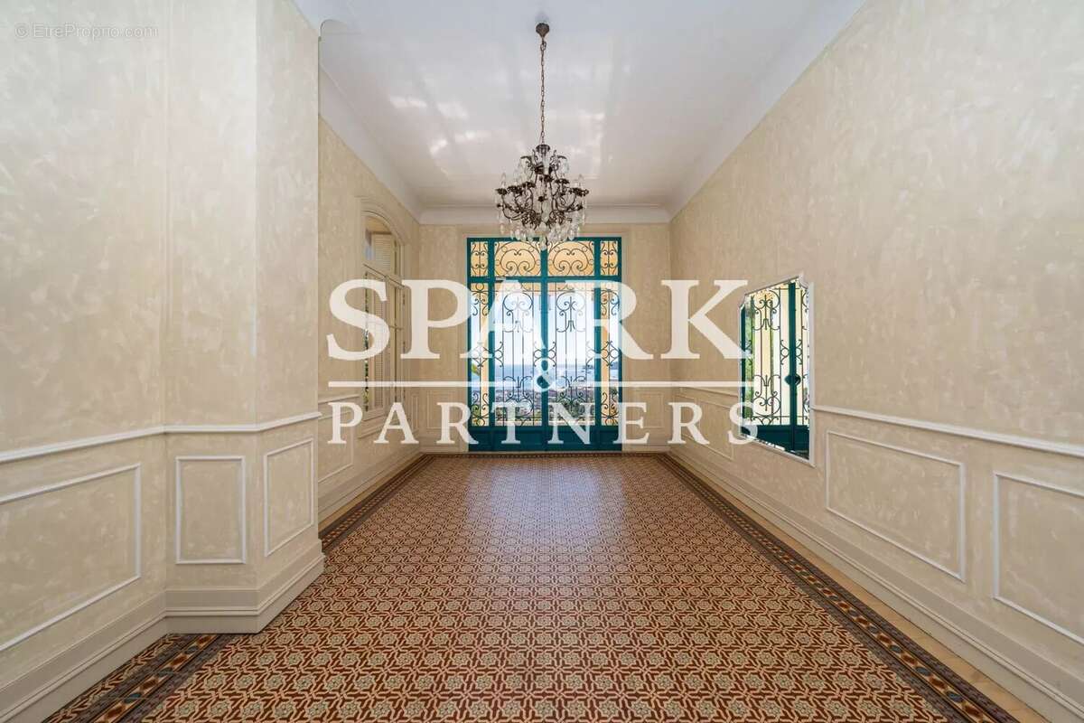 Appartement à BEAULIEU-SUR-MER