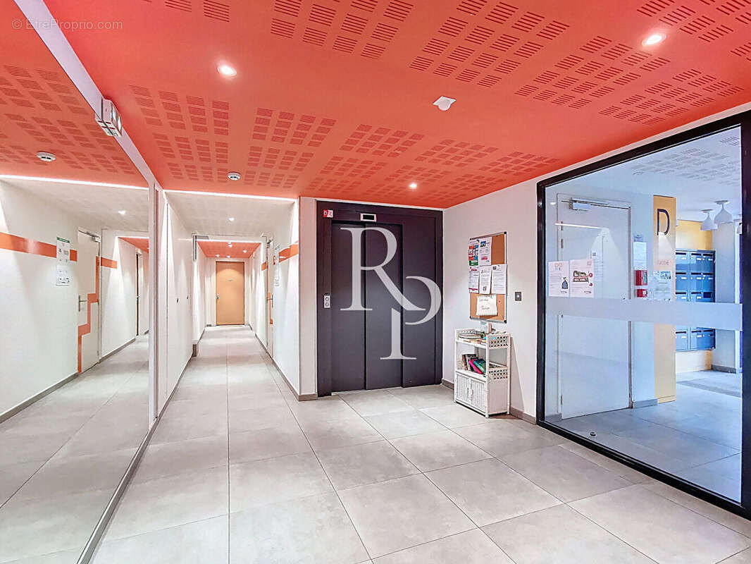 Appartement à LYON-8E