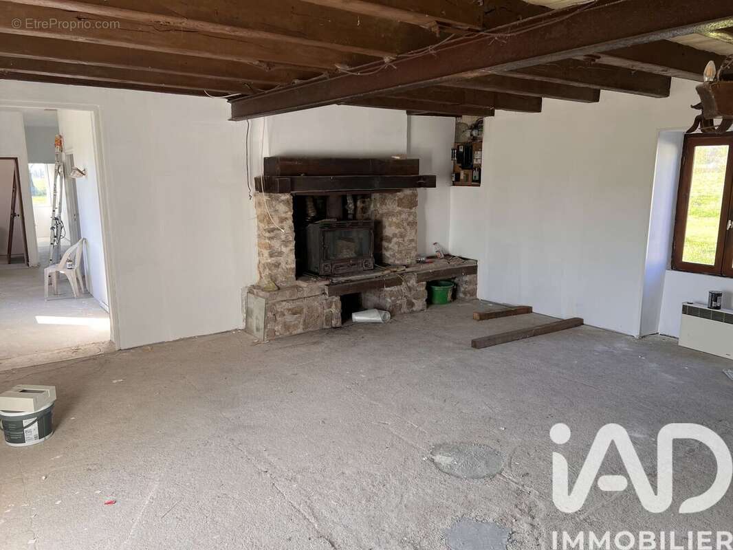 Maison 143 m² à Asnieres-Sur-Blour  - photo 6