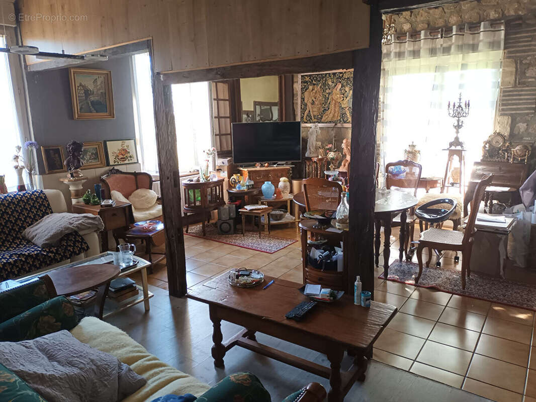 Maison à HAUTESVIGNES