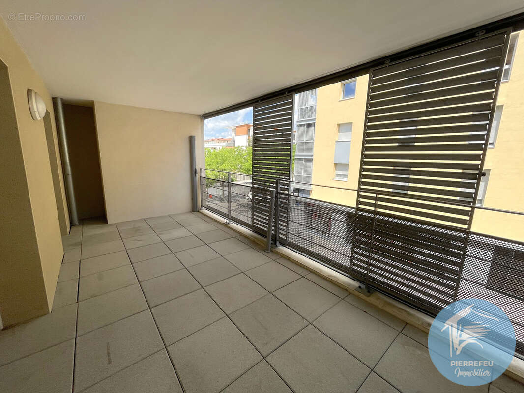Appartement à TASSIN-LA-DEMI-LUNE