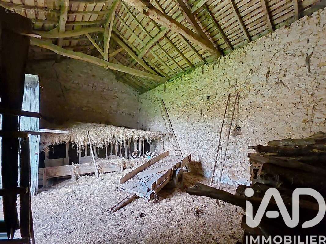 Photo 7 - Maison à SAINT-GERMAIN-DE-MONTBRON