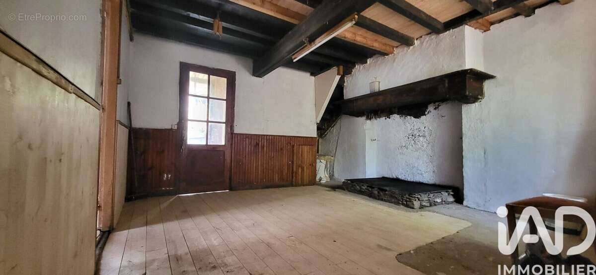 Maison 100 m² à Melles  - photo 8