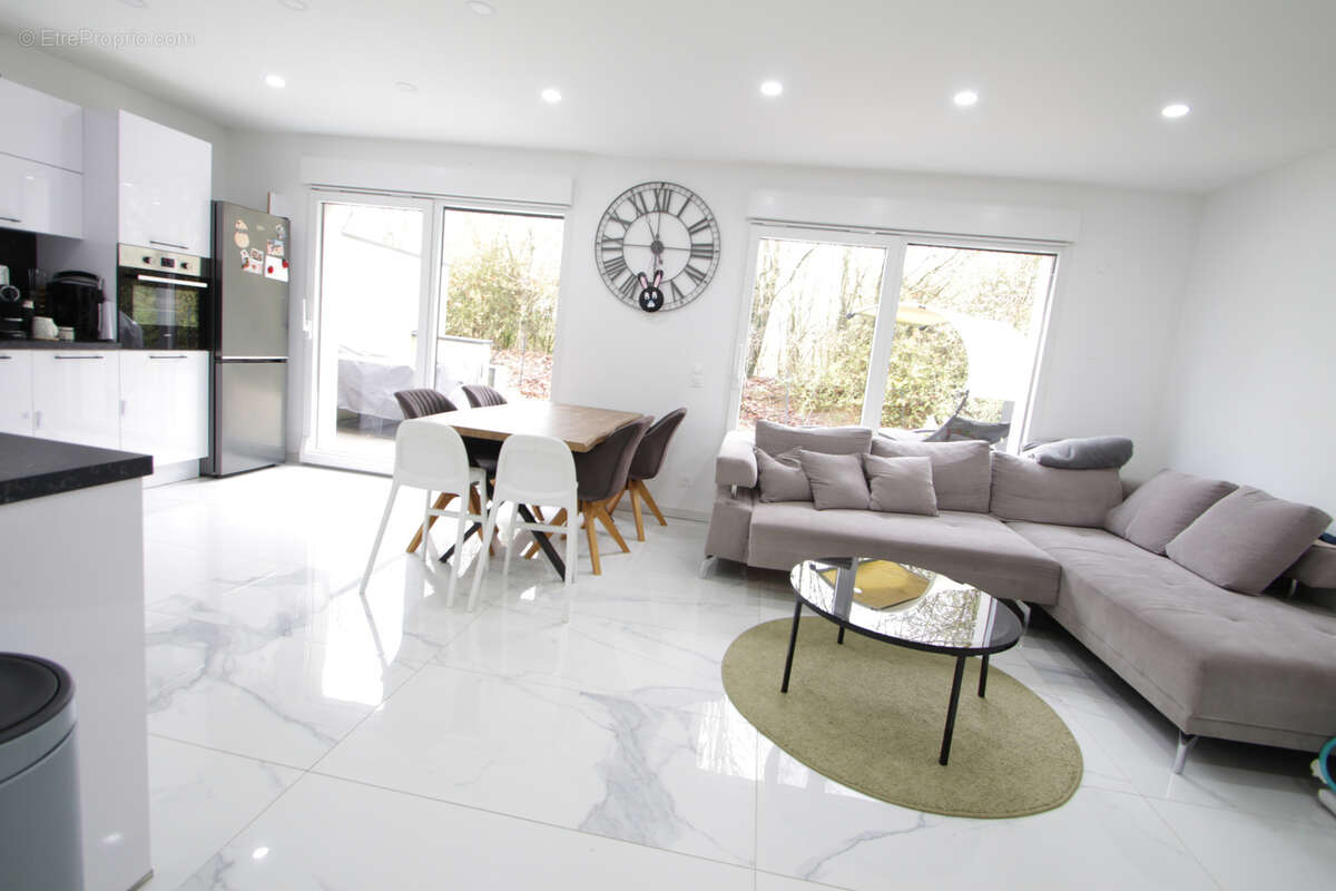 Maison à MONTOY-FLANVILLE