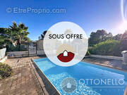 Maison à ROQUEBRUNE-SUR-ARGENS