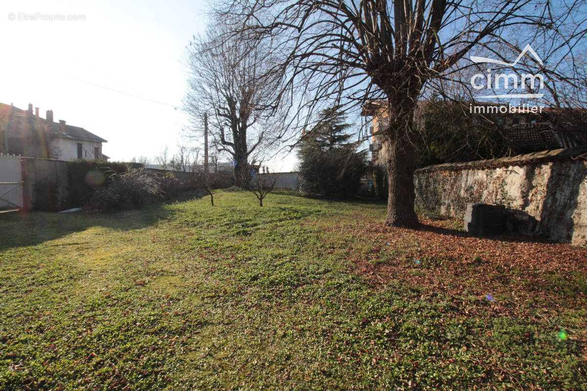 Maison à BEAUREPAIRE