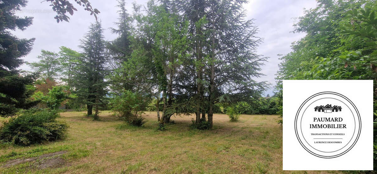 Terrain à ROMANS-SUR-ISERE