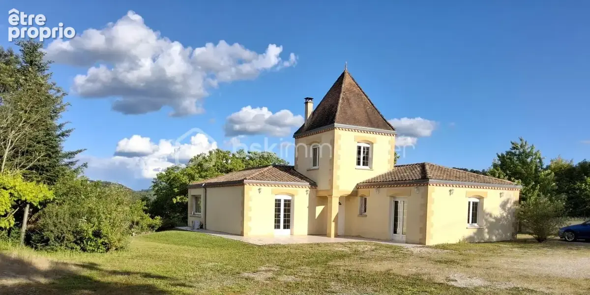 Maison à SAINT-ASTIER