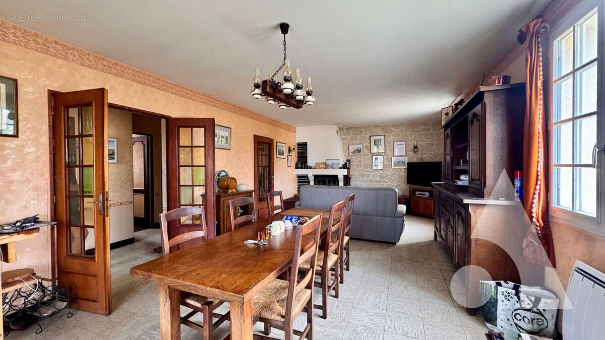 Maison à CREPY-EN-VALOIS