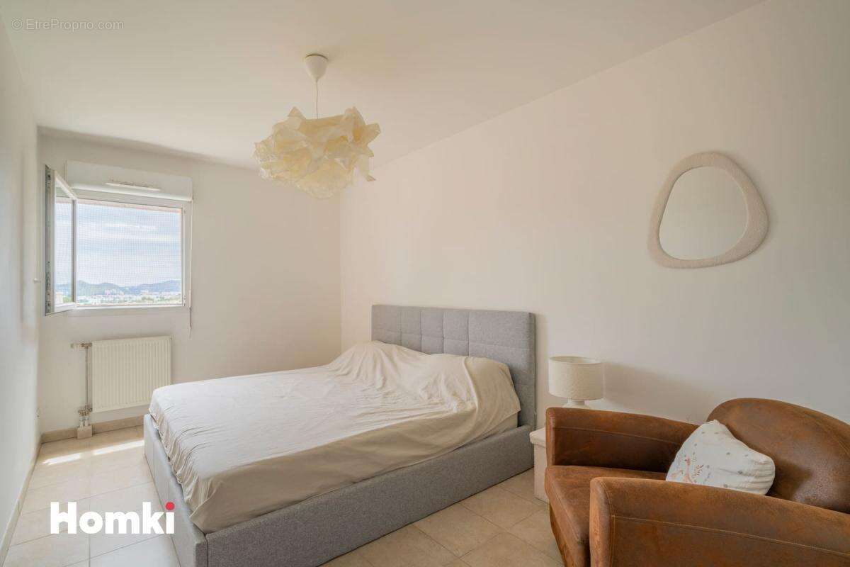 Appartement à MARSEILLE-12E