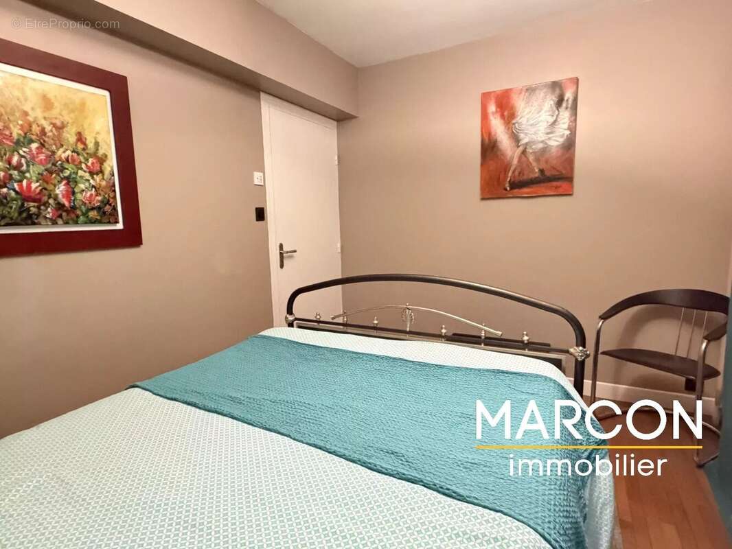 Maison à LE BOURG-D'HEM