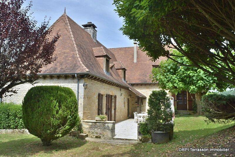 Maison à SALIGNAC-EYVIGUES