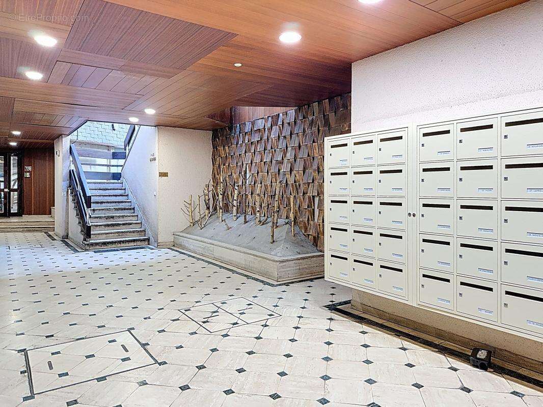 Appartement à PARIS-5E