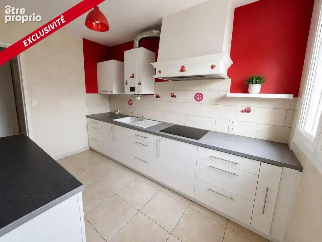 Appartement T3 - deux chambres avec balcon CHASSE ROYALE - photo 3