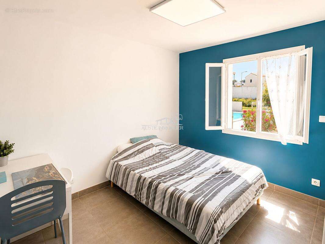 Maison Gignac-la-Nerthe 6 pièce(s) 137 m2 - photo 9