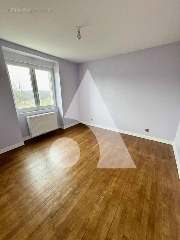 Appartement à NEUFCHATEAU