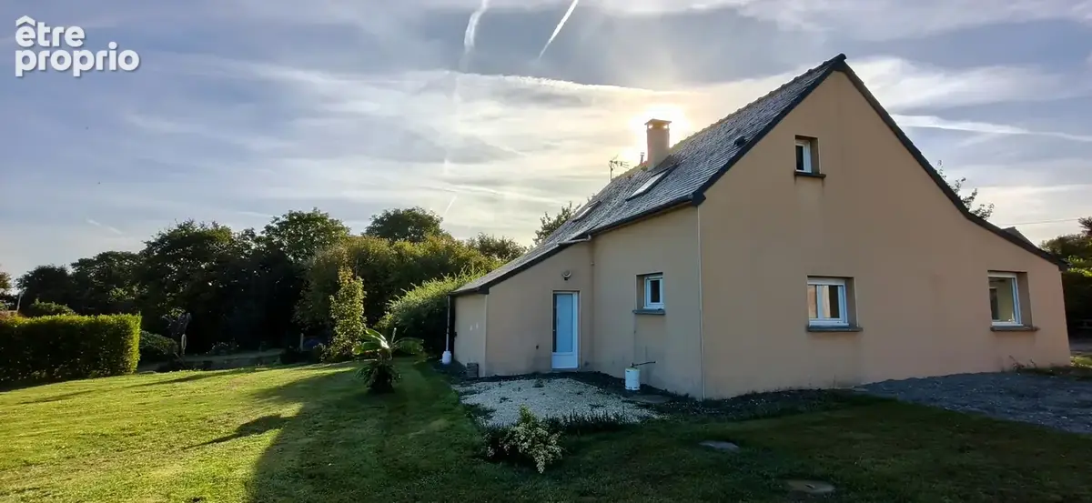 Maison à CREHEN