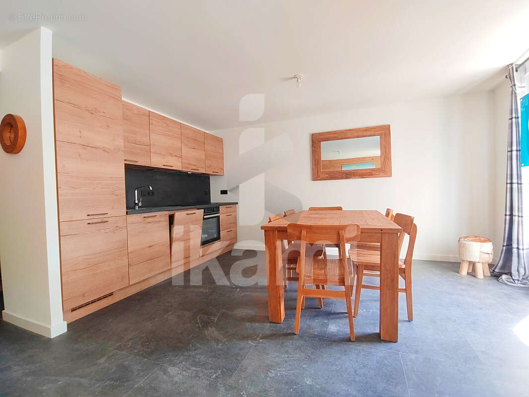 Appartement à LA MORTE