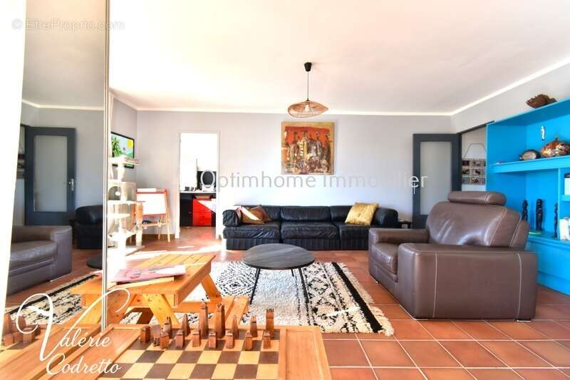 Appartement à HYERES