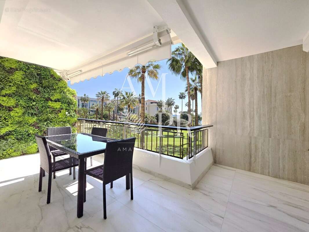 Appartement à CANNES