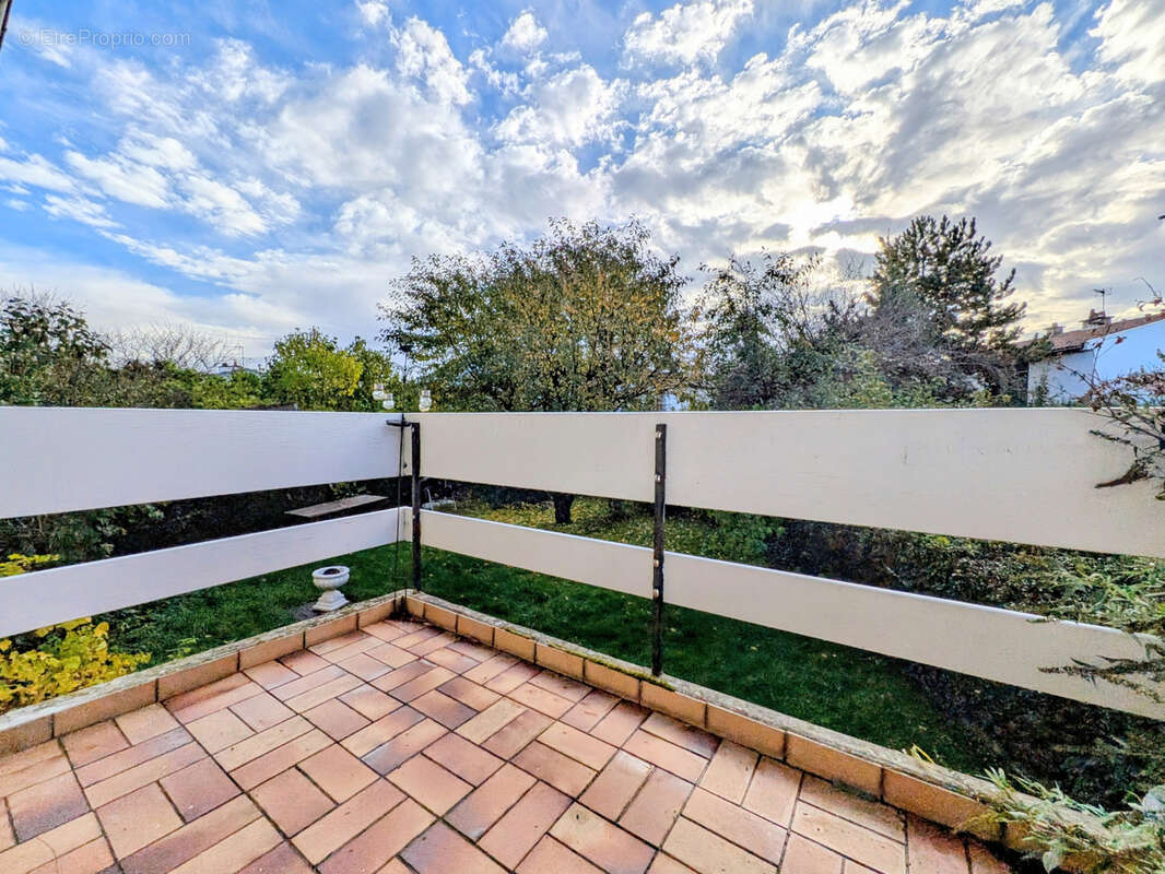 Maison à JARVILLE-LA-MALGRANGE