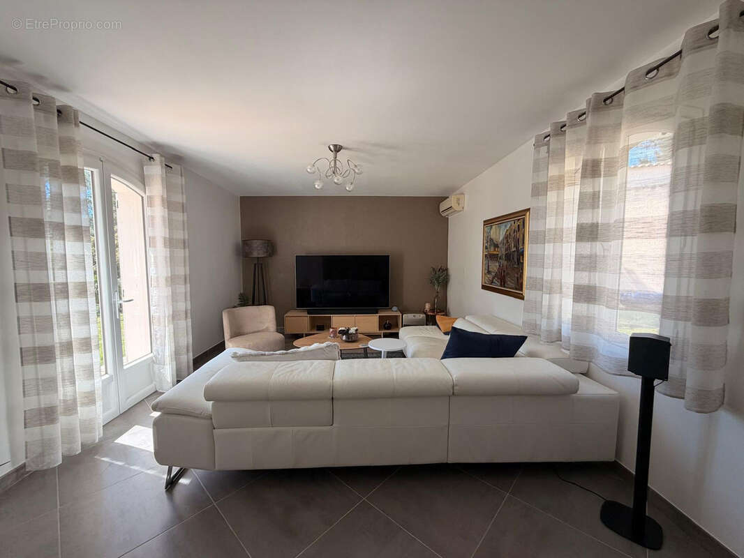 Maison à NIMES