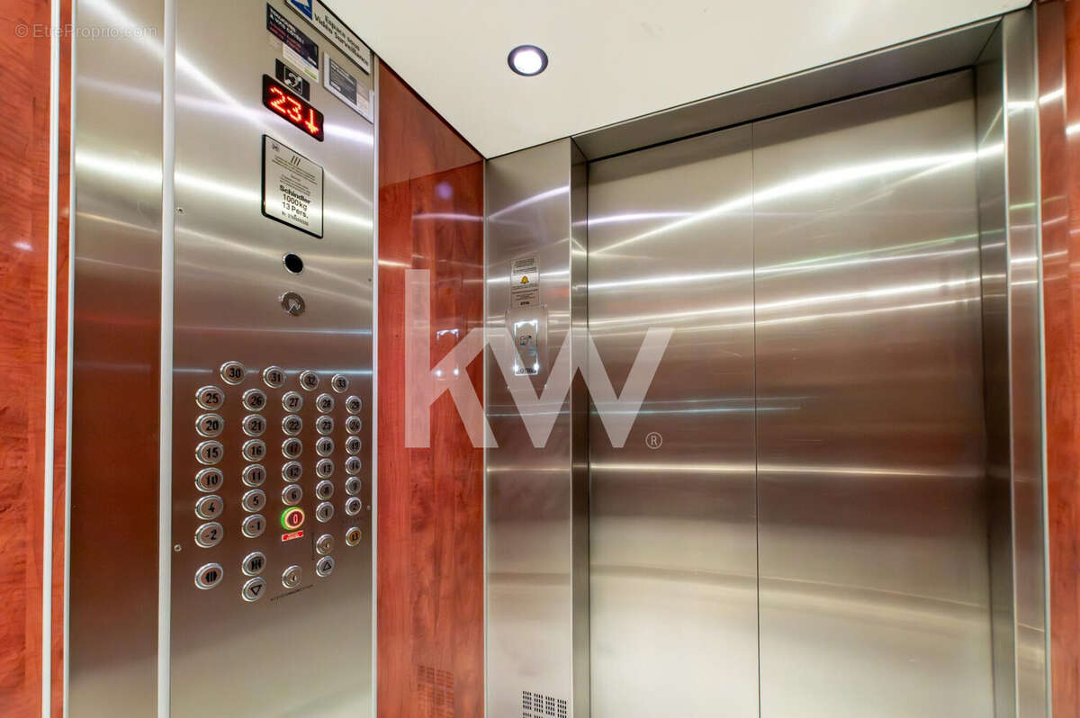 Appartement à PARIS-15E