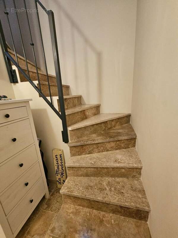 Maison à LEZIGNAN-LA-CEBE