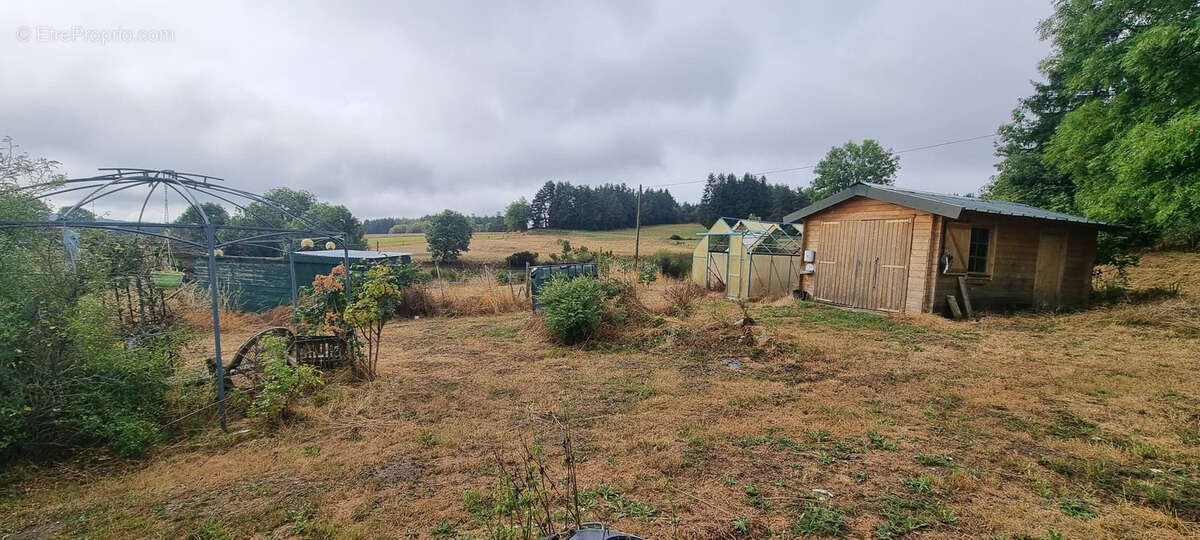 Maison à BELLEVUE-LA-MONTAGNE