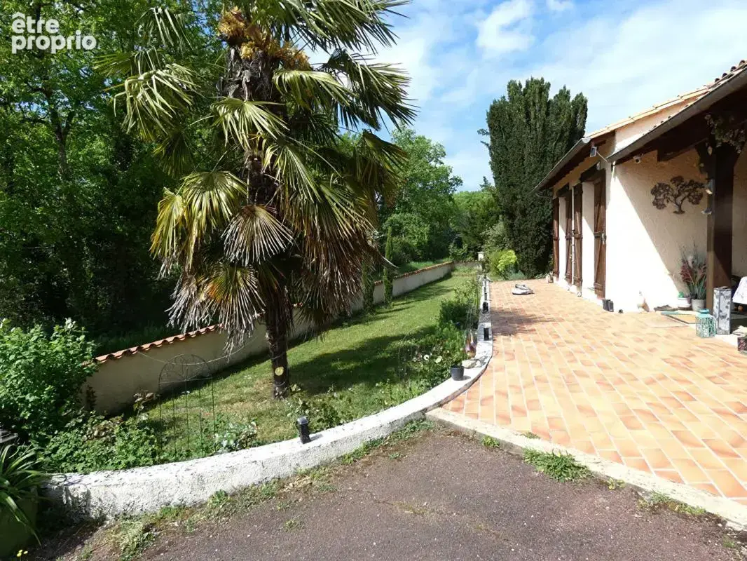 Maison Saint Martial D Albarede 4 pièce(s) 98 m2 - photo 5
