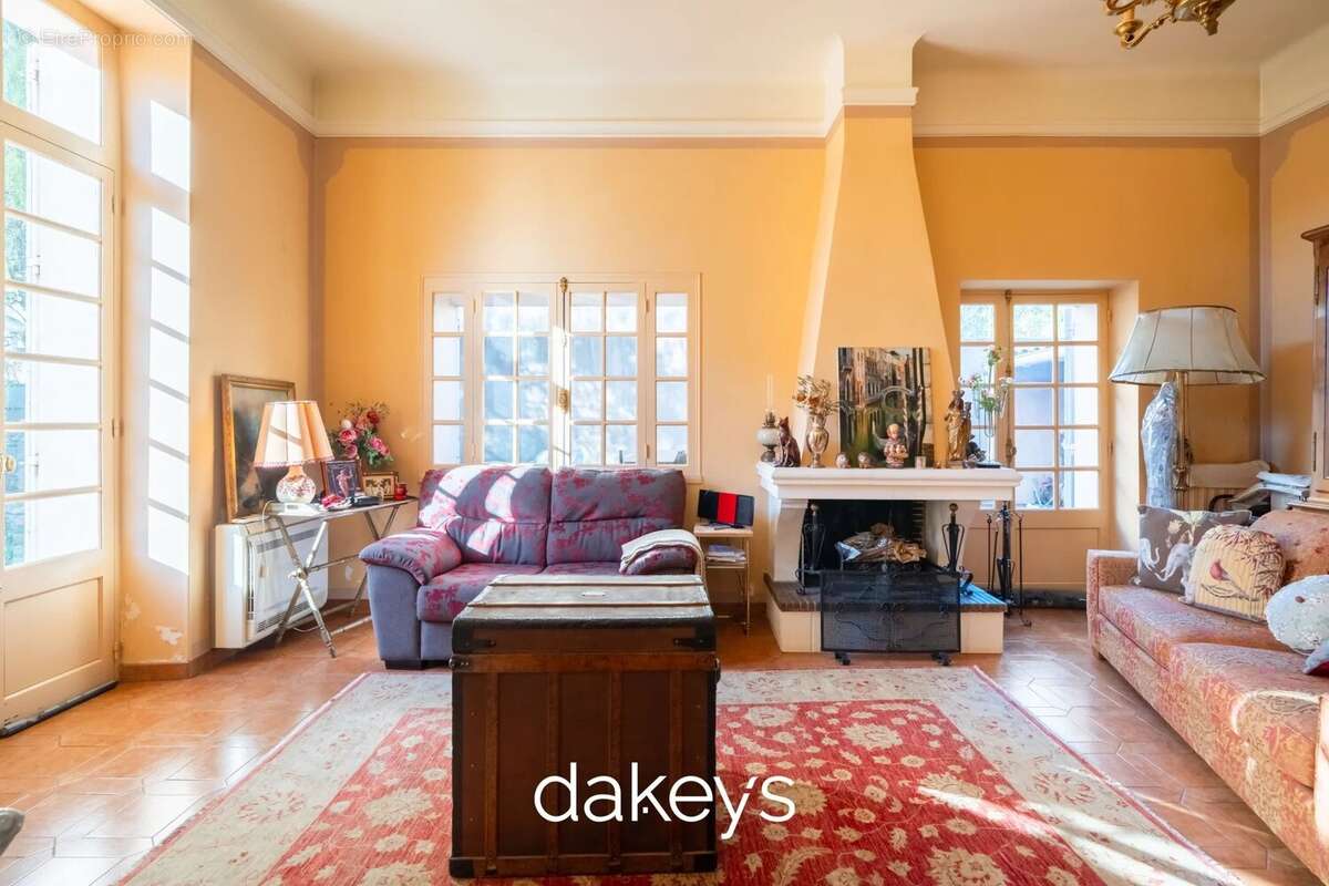 Maison à MARSEILLE-9E