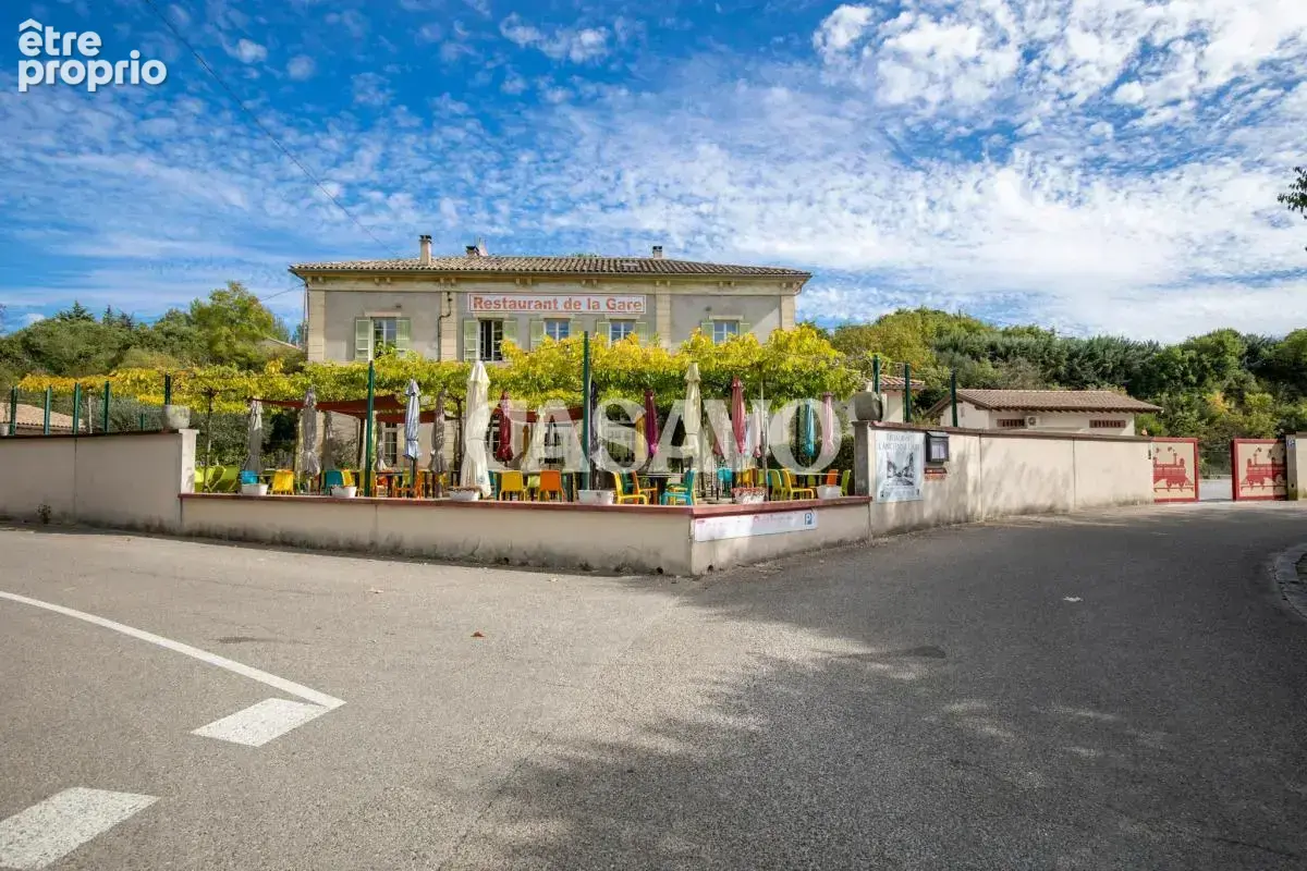 Vente Maison 7 pièces de 472m² - 30610 Sauve - photo 2